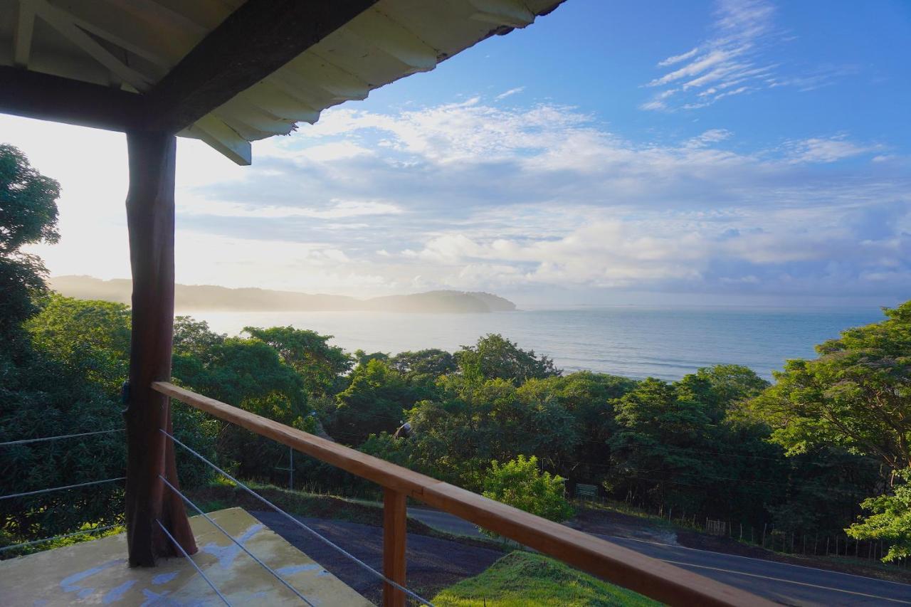 Venao Surf Lodge Playa Venao Exterior photo