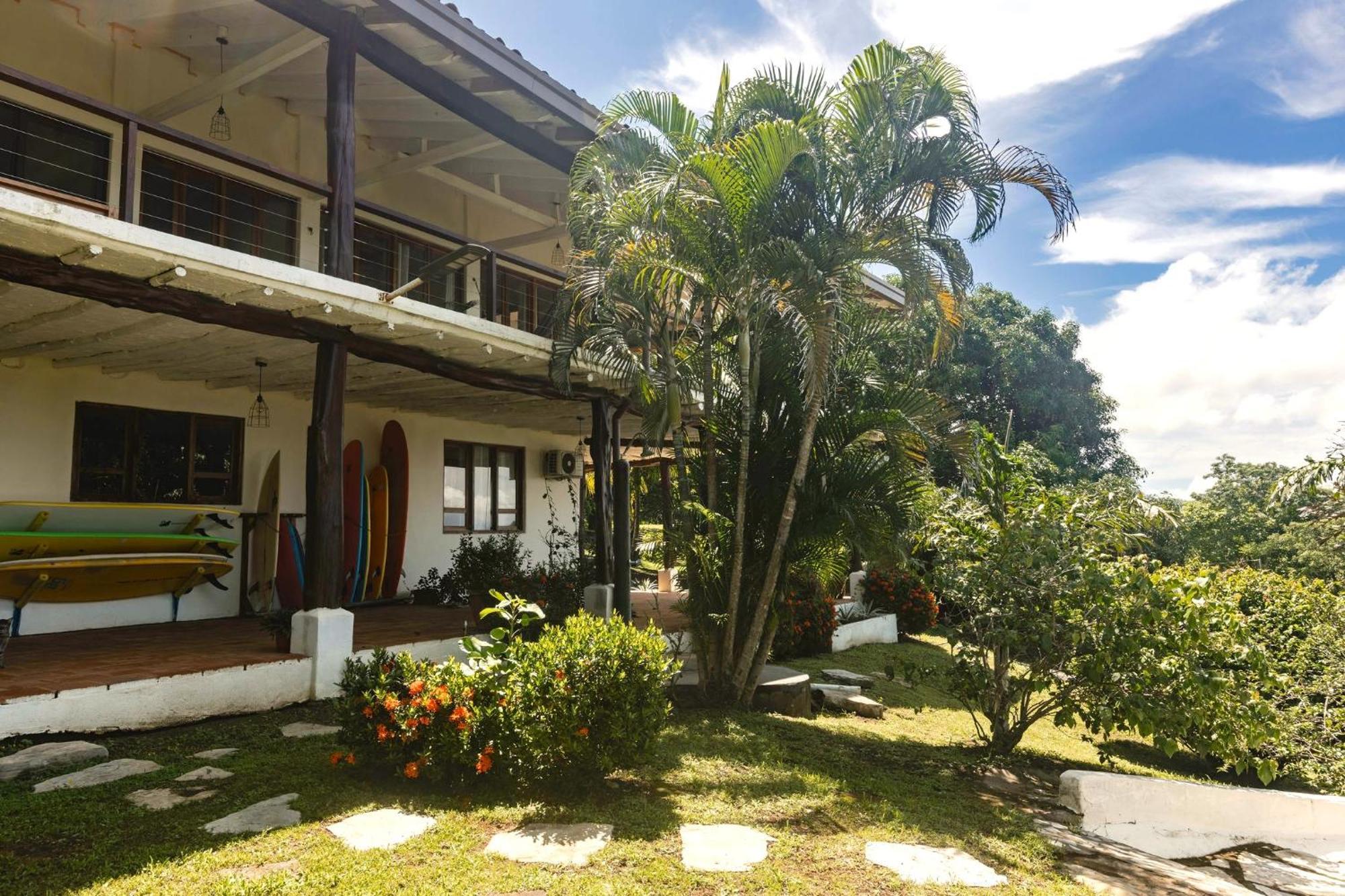 Venao Surf Lodge Playa Venao Exterior photo